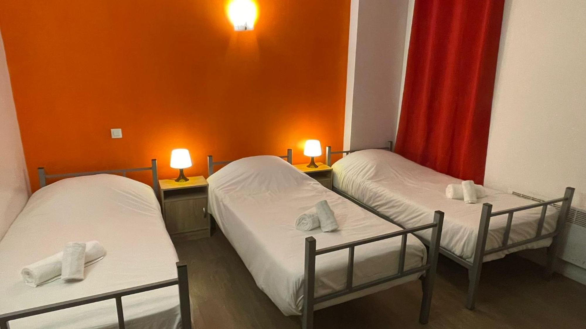 Hotel- Restaurant Le Saint Quentin エクステリア 写真