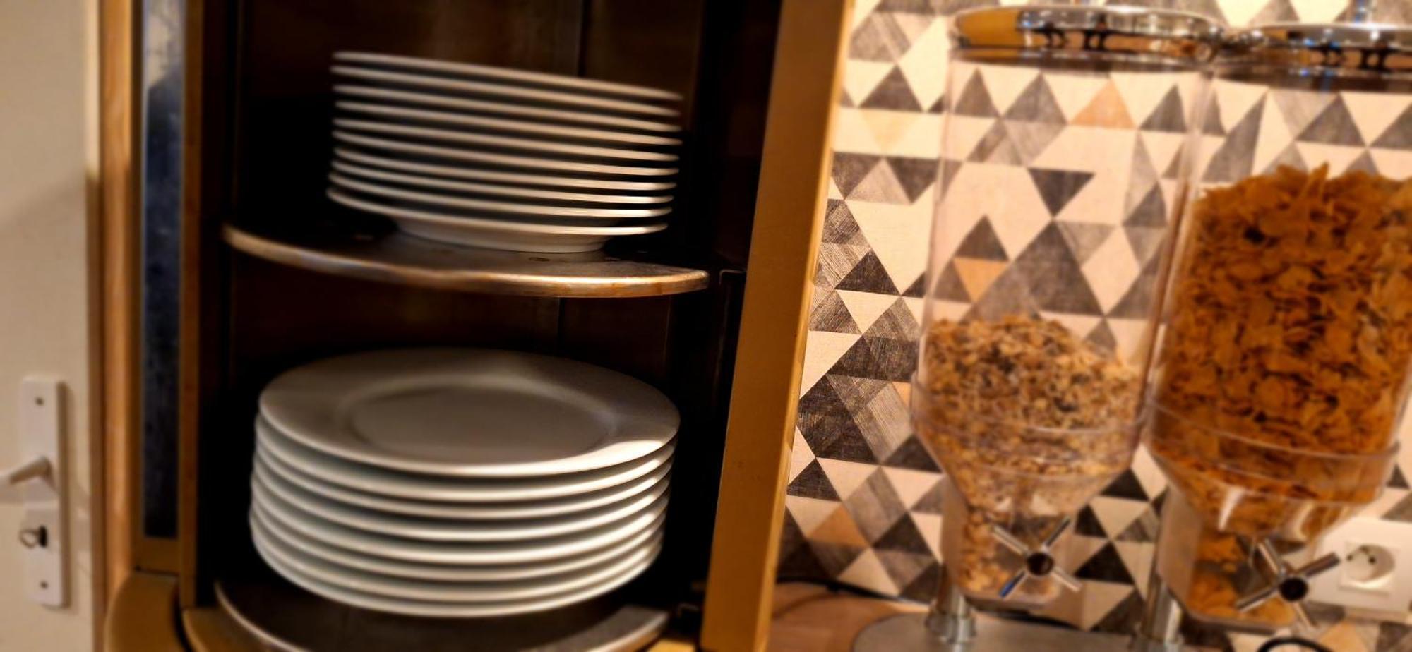 Hotel- Restaurant Le Saint Quentin エクステリア 写真