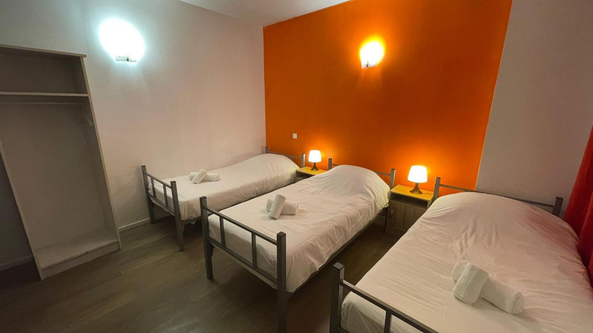 Hotel- Restaurant Le Saint Quentin エクステリア 写真