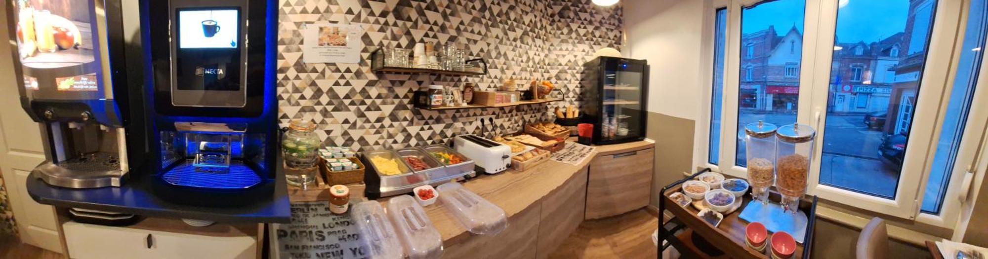 Hotel- Restaurant Le Saint Quentin エクステリア 写真